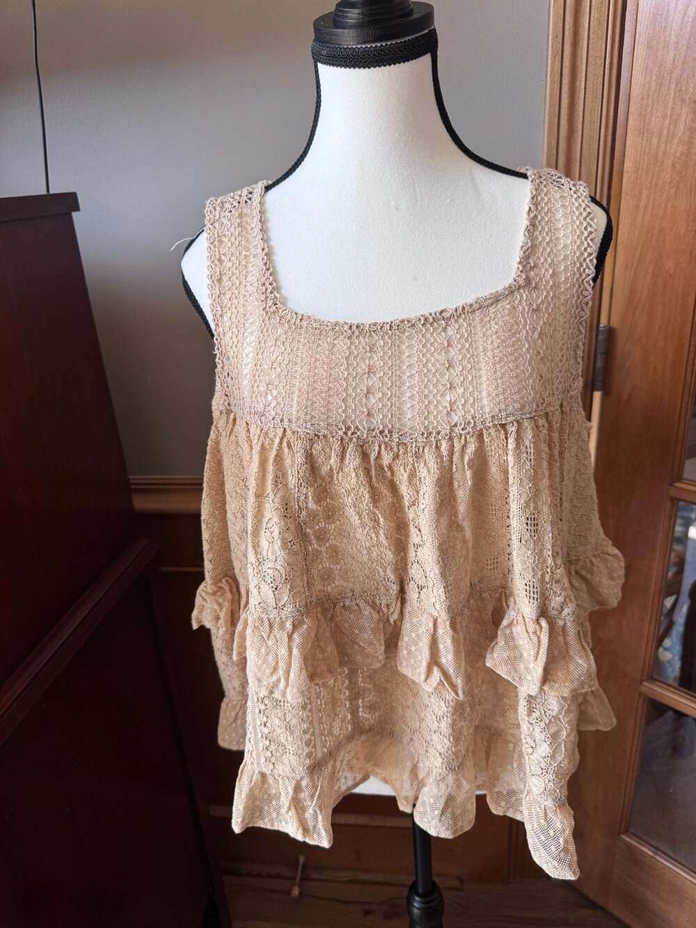 Young Threads Desert Dream Tiered Lace Ruffle Camisole Tank Top XL